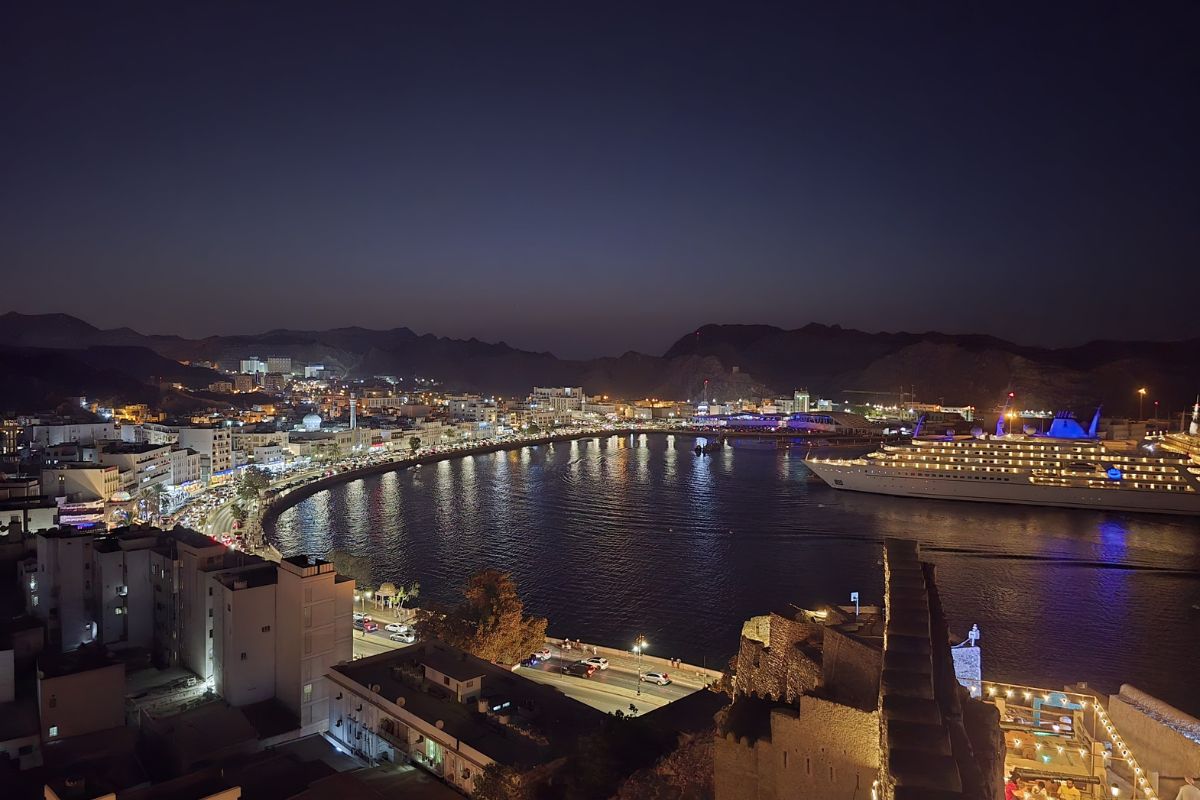 A Short Pause in Oman